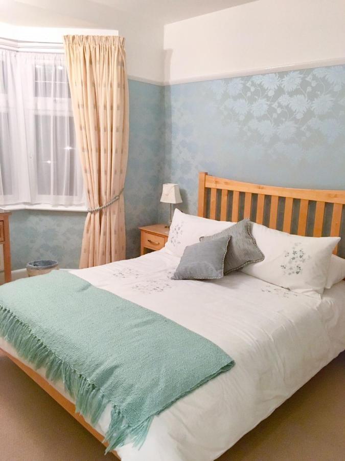 Cherry Tree House Bed & Breakfast Bournemouth Exterior photo